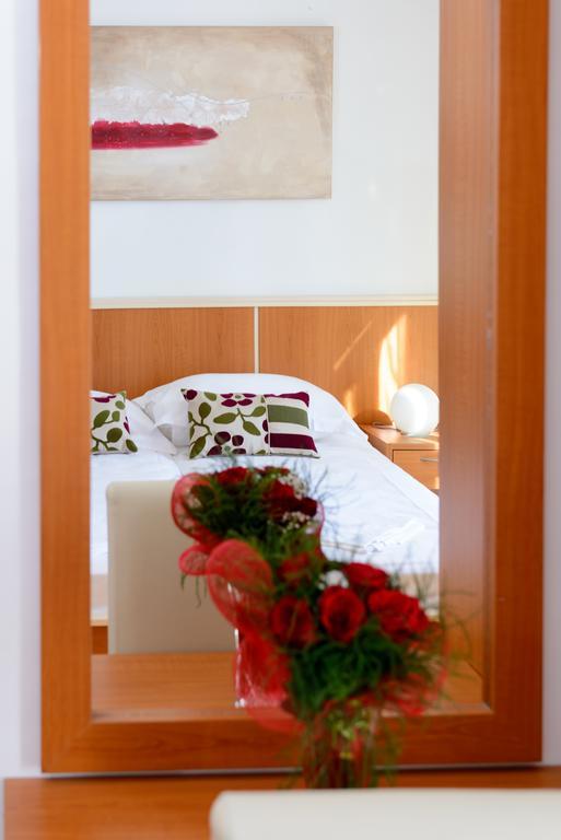 Sunset Apartment Затон Номер фото
